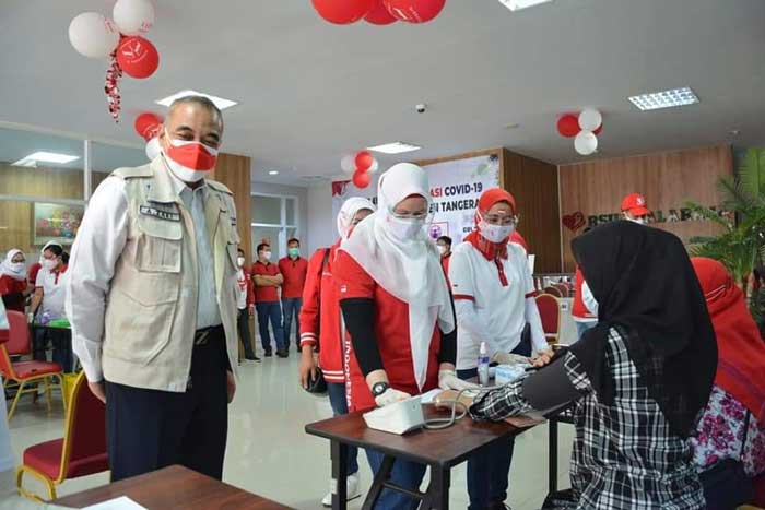 Peringati HUT RI Ke-76, Pemkab Tangerang Gelar Vaksinasi Massal di Rumah Sakit dan Puskesmas