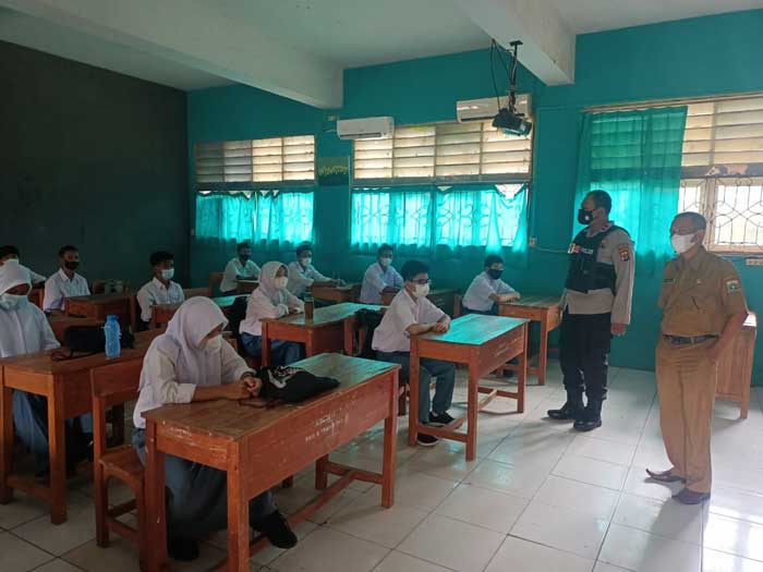 Polsek Balaraja Pantau Pelaksanaan PTM di SMAN 19 Kabupaten Tangerang