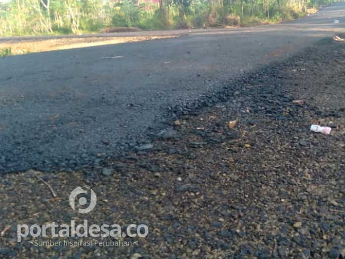 Ormas GMB Soroti Peningkatan Jalan di Desa Air Satan Diduga Abaikan Kualitas