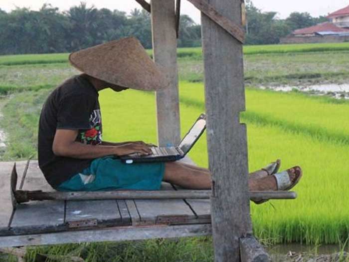 Gus Halim: Digitalisasi Desa Harus Diimbangi Literasi Digital