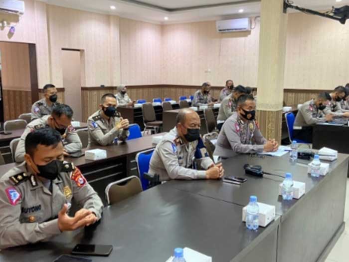 Ditlantas Polda Banten Sampaikan Analisa dan Evaluasi Operasi Zebra Maung 2021 di Hari ke-6
