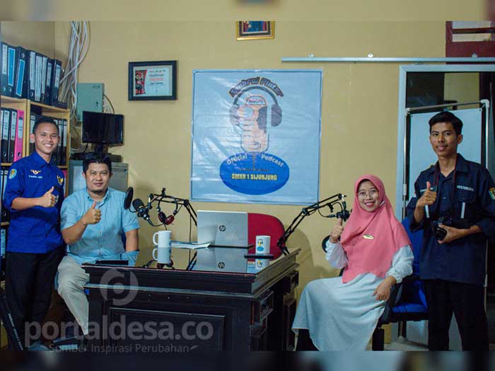 Dukung Potensi Siswa di Bidang Broadcast, SMK Negeri 1 Sijunjung Luncurkan Podcast