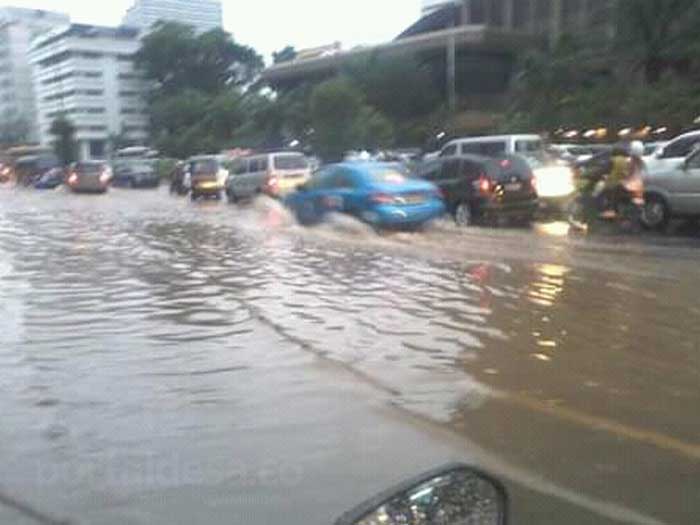 Gubernur DKI Anies Sebut Jakarta Bersiap Dikepung Banjir dari 3 Front Ini