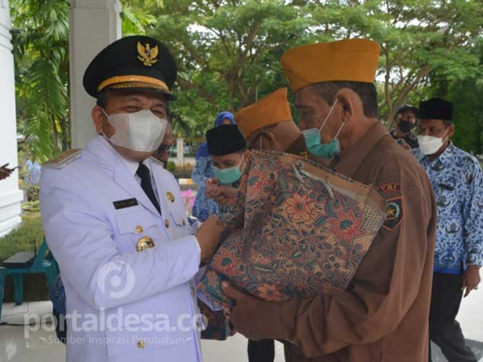 Wakil Walikota Langsa Bacakan Amanat Mensos Risma di Upacara Peringatan Hari Pahlawan