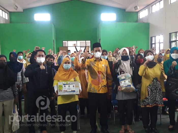 Dinsos Bekerjasama DPRD Provinsi Salurkan Bantuan UEP di 4 Kecamatan Kabupaten Tangerang