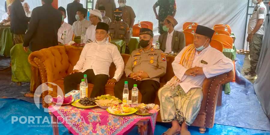 Kapolres Sampang hadiri Haul Akbar Masyayikh IX dan Vaksinasi Massal di Ponpes Miftahul Ulum