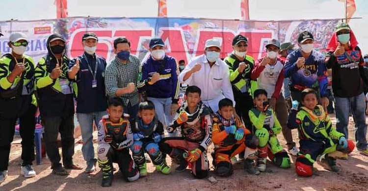 Buka Kejuaraan Grasstrack dan Motocross Tumang Championship, Alfedri : Selamat Bertanding