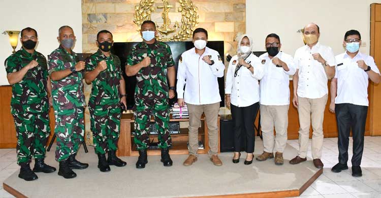 Danlantamal VIII Terima Ketua KPU Provinsi Sulut