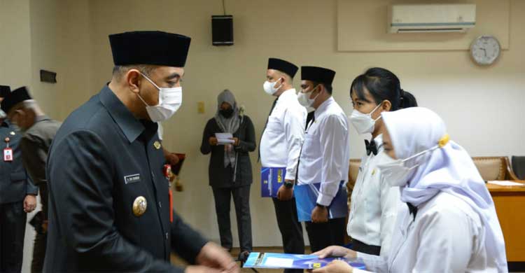 Sebanyak 443 PNS di Lingkungan Pemkab Tangerang Ikuti Acara Pengambilan Sumpah dan Janji