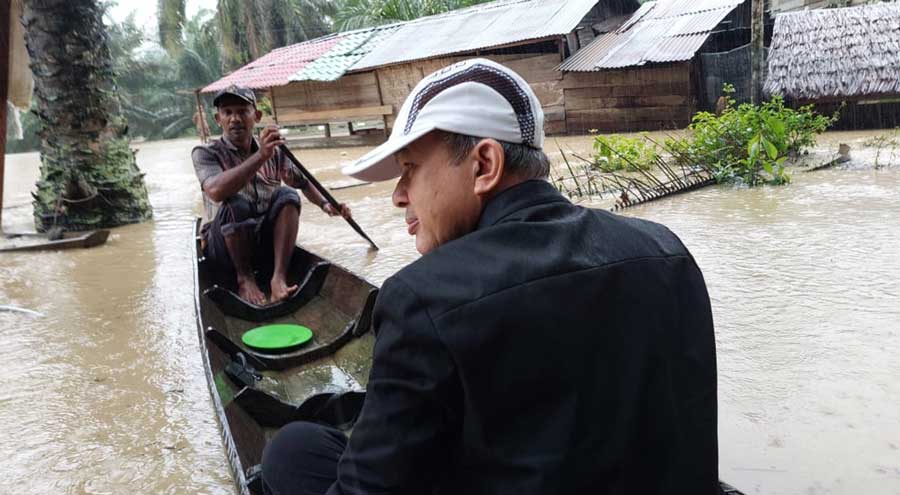 Tinjau Banjir, Bupati Minta Gerak Cepat Tanggap