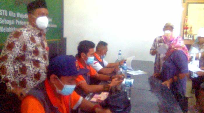 KPM BPNT Terima Uang Tunai, Kades Kedaung Barat: Ini Efektif dan Efisien