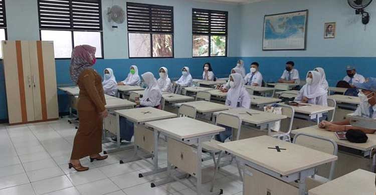 PTM di SMA-SMK se-Banten Dibatasi 25 Persen, Ini Penyebabnya