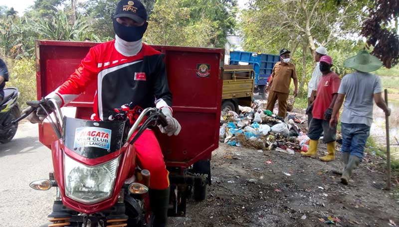Armada Viar Nagata Instalasi Depo Sampah Turun Angkat Sampah