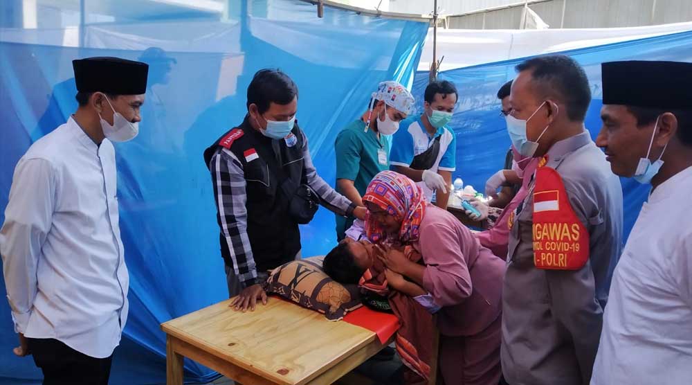 Mamun Murod Hadiri Sunatan Massal di Sepatan