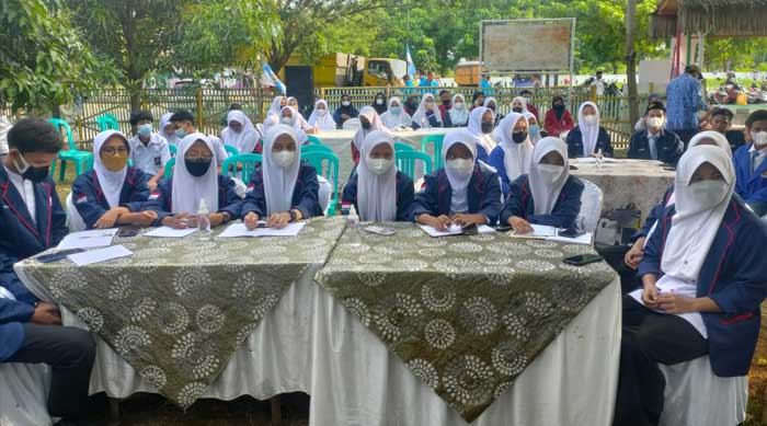 KNPI Pakuhaji Gelar Seminar 