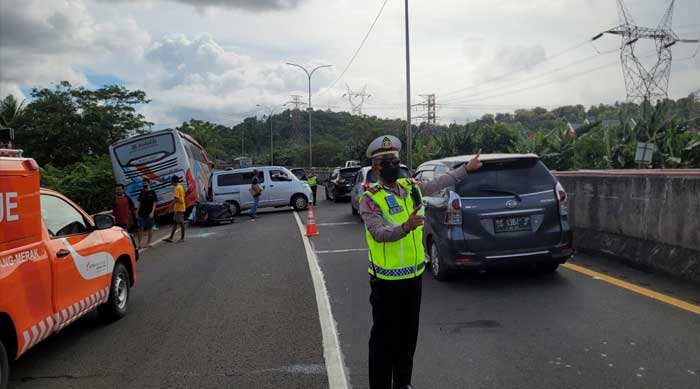 Kecelakaan Beruntun di Tol Tangerang Merak