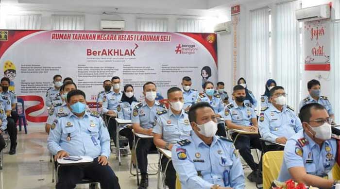 Rutan Kelas l Labuhan Deli Ikuti Kegiatan Penyerahan Zakat Fitrah Kepada Badan Amil Zakat Nasional