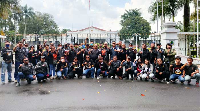 BBC Skills dan Baret Jabar Gelar Aksi Bersih Bersih Jalan