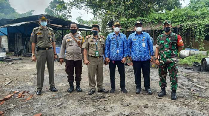 Dikeluhkan Warga, Kades Kedaung Barat Tinjau Lokasi Pabrik Thiner