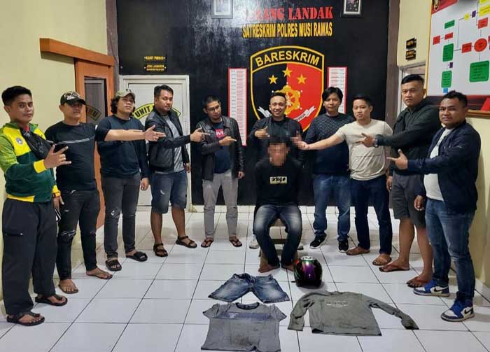 Perampok Emas Bermodus Tanya Alamat Ditangkap Polisi