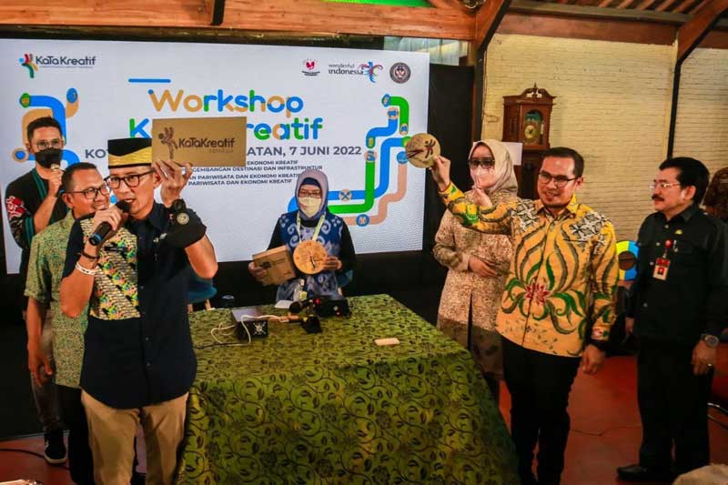 Sandiaga Uno Beri Apresiasi Sektor Pariwisata Sumber PAD Kota Tangsel