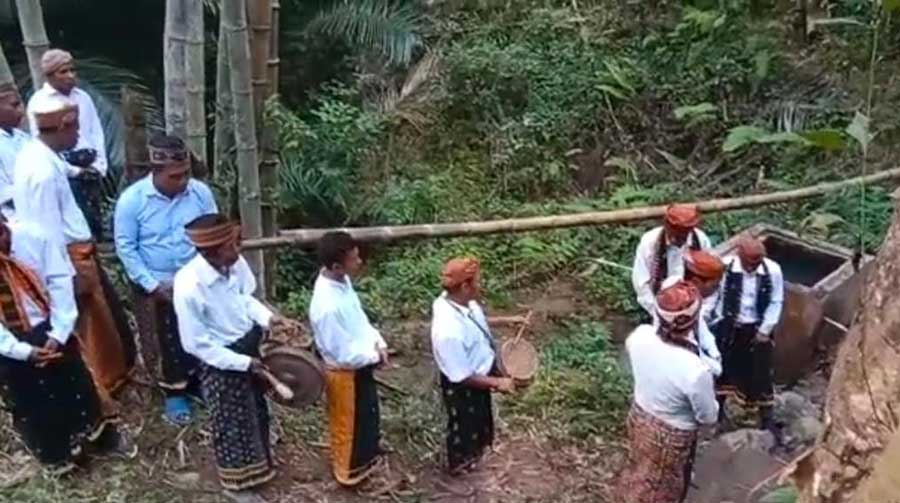 Caling Walis Celung Ntaung Gendang Cekas