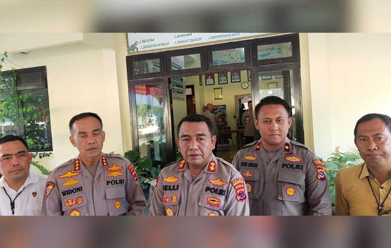 Aksi Damai Asosiasi Pariwisata Tolak Kenaikan Tiket TNK, Tiga Orang Jadi Tersangka