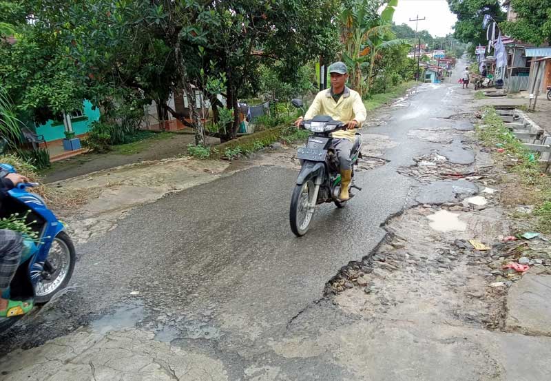 Jalan Anjangsana Karang Rejo