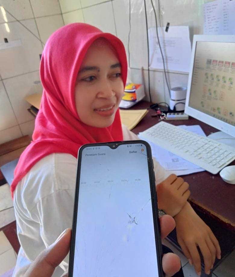 Endang Lestari salah Guru SDN 46 Kota Ternate