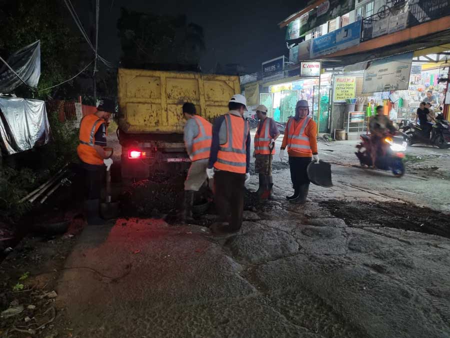 Pemkab Kebut Perbaikan Sejumlah Jalan Rusak di Kabupaten Tangerang