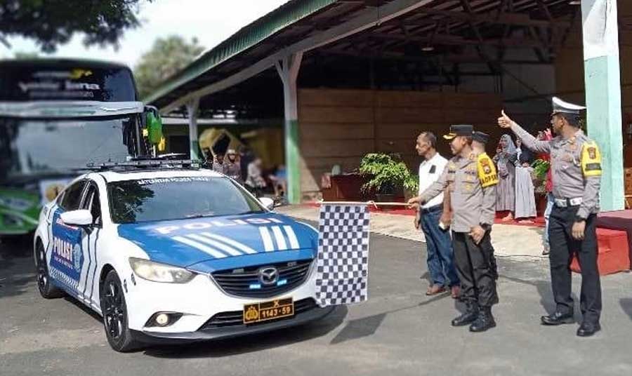Polres Tuban Bantu Bus Gratis Balik Mudik Tujuan Jakarta
