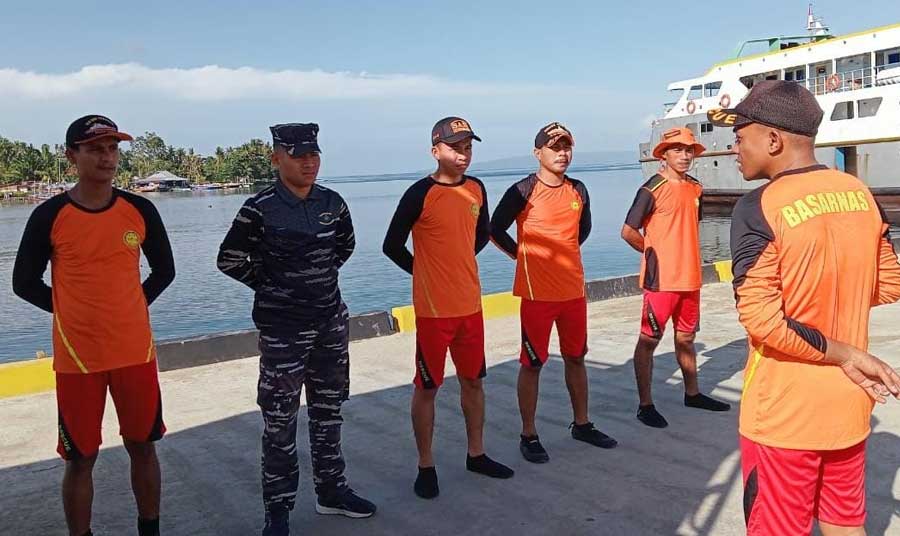 Tongkang Bermuatan Feronikel Alami Bocor, Satu Orang Dalam Pencarian 