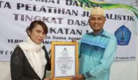 YLBH AIR Terima Piagam Kerja sama Perlatihan Jurnalistik dari IPJI Jakbar