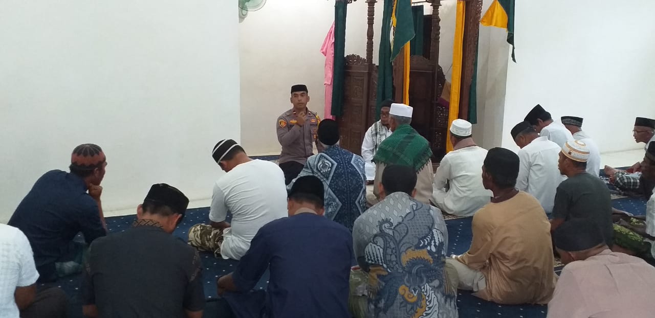 Gelar Jum'at Curhat Di Desa RTB Kapolsek Sahu Dengar Langsung Keluhan Masyarakat 1 IMG 20240308 WA0066