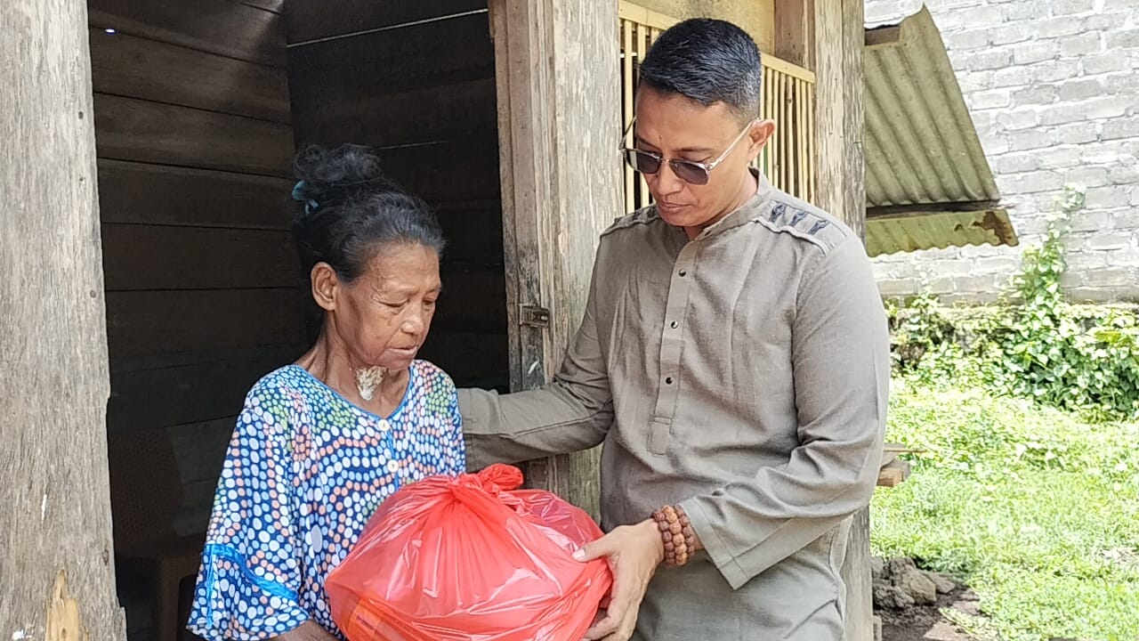 Jelang Ramadhan 1445 H, Polres Halmahera Barat Bagikan 527 Paket Sembako Kepada Masyarakat 1 IMG 20240310 WA0095
