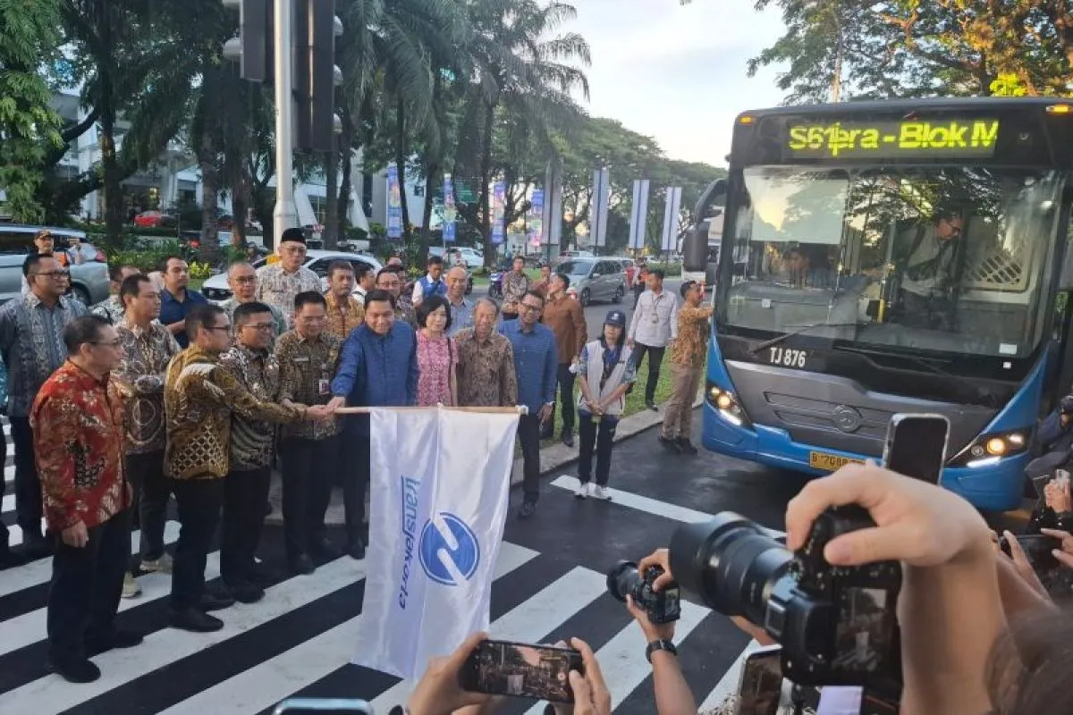 Mulai Hari Ini! Bus TransJakarta S61 Rute Alam Sutera-Blok M Resmi Beroperasi 1 24042025112026 0