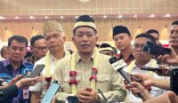 menteri koperasi menkop ferry juliantono mnjawab pertanyaan kmvt